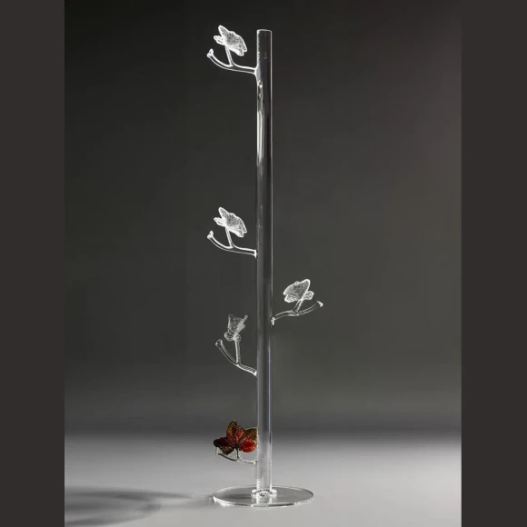 Emerald Vine Pedestal